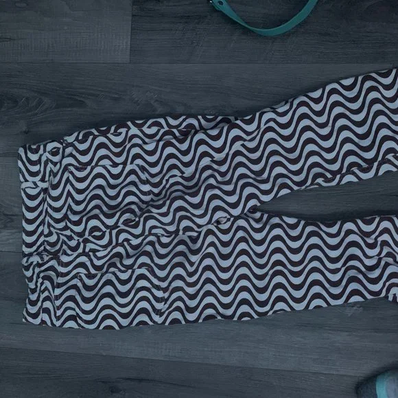 High Rise Hippie Jeans - Picture 2 of 2